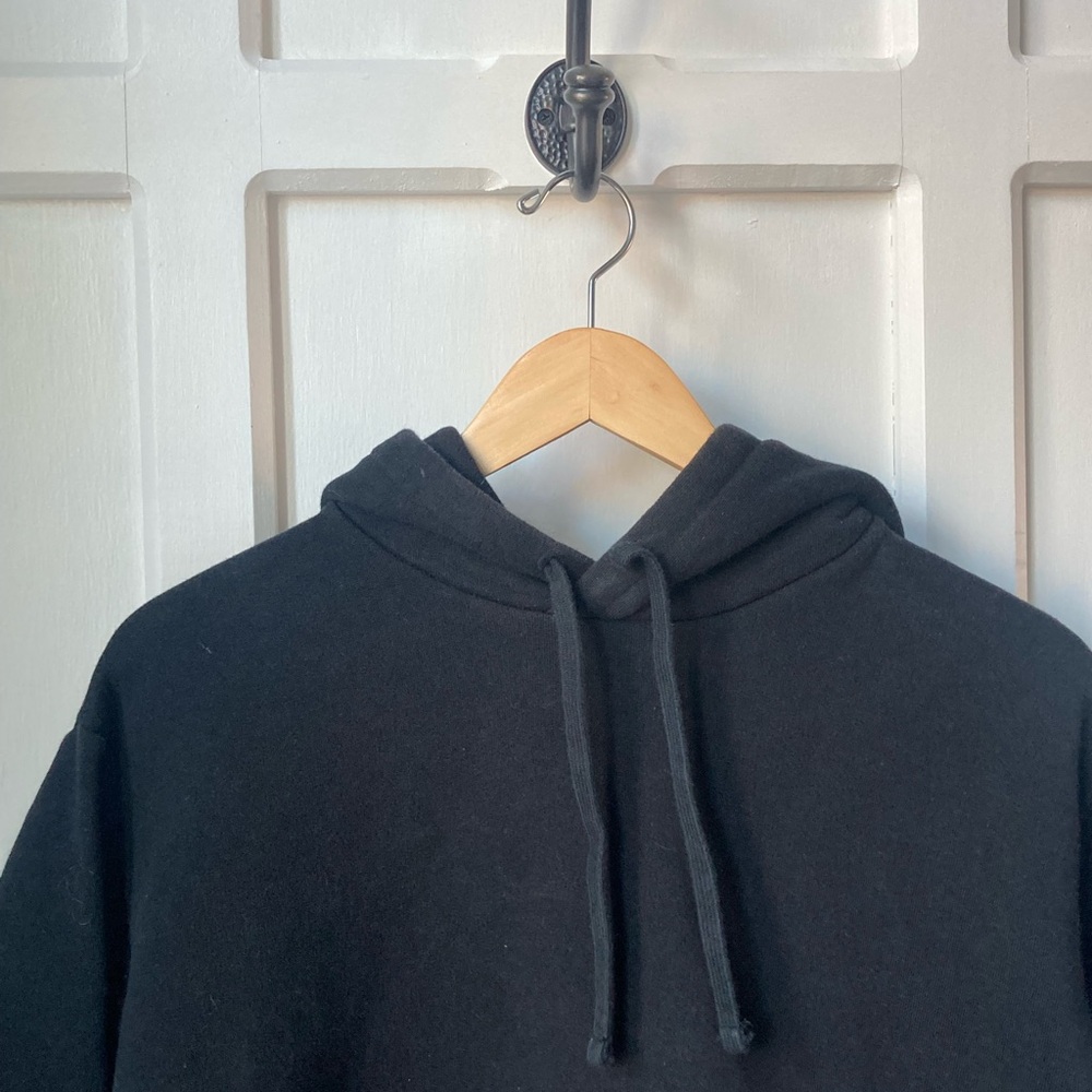 Everlane Black Cropped Hoodie - Picture 3 of 5